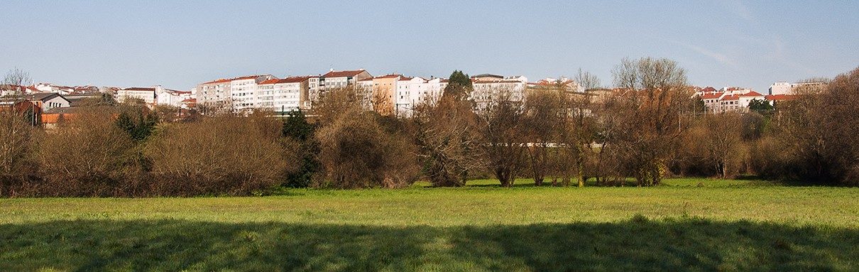 Panorámica dos prados das Brañas de Sar