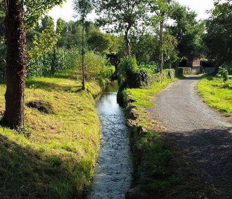 Camiño da canle do Muíño dos Lavadoiros Camiño da canle do Muíño dos Lavadoiros